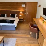 Langeck 3*